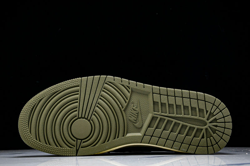 Jordan 1 Retro Low OG SP Travis Scott Medium Olive ( Pronta entrega )