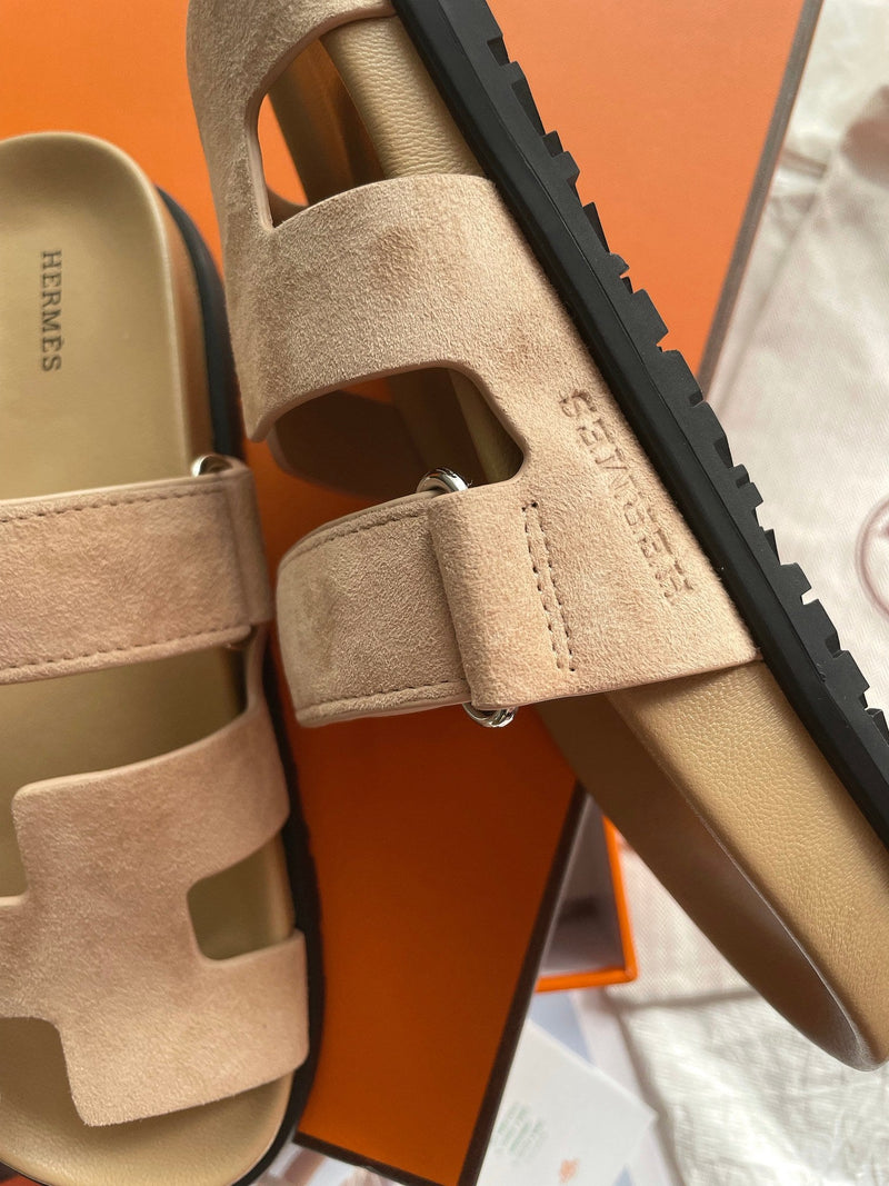 Hermès Women's Chypre Suede Sandal In Beige Argile