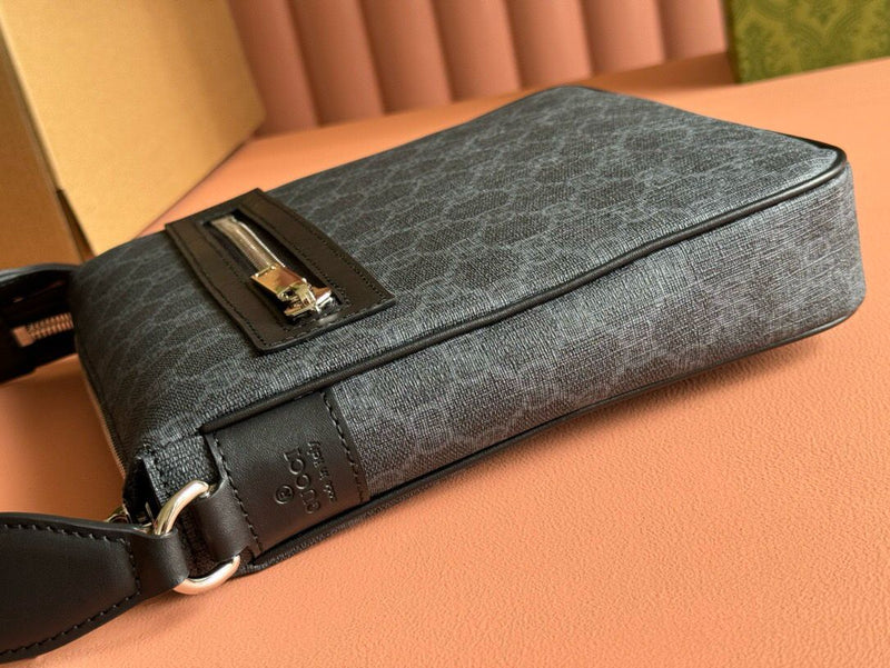 GUCCI SMALL GG CROSSBODY BAG