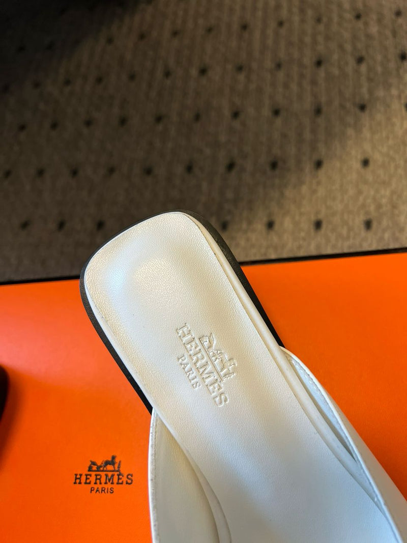 Hermes Sandal White