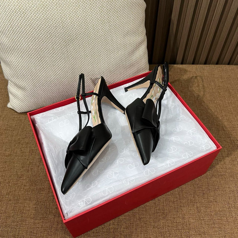 Valentino Garavani Bowow Slingback Pumps