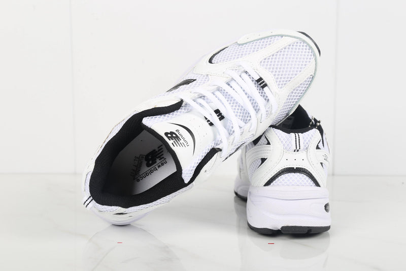 New Balance 530 White Black Details