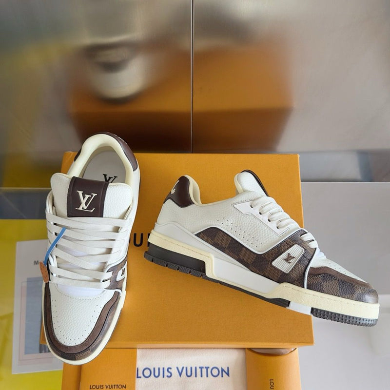 Lv Trainer