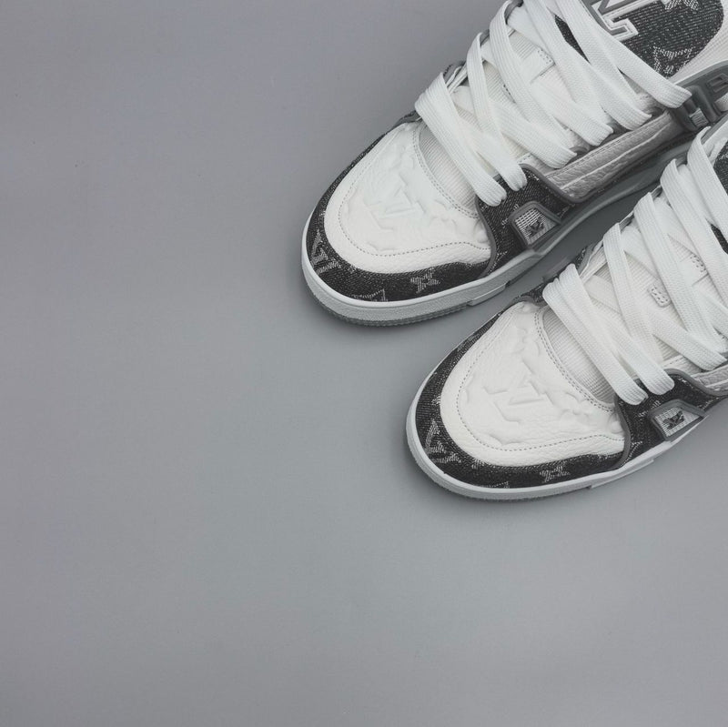Lv Trainer Grey