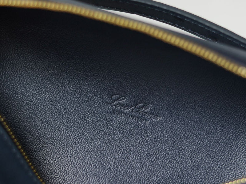 Loro Piana L19 Extra Pocket Pouch Ostritch