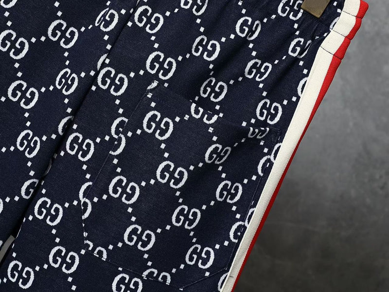 Conjunto Gucci Jacquard Monogram