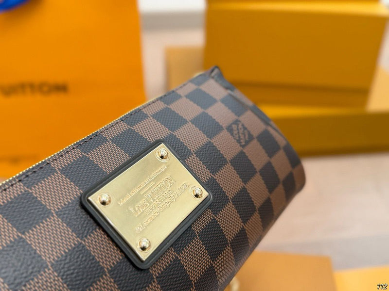 Lv Eva Damier Ébene