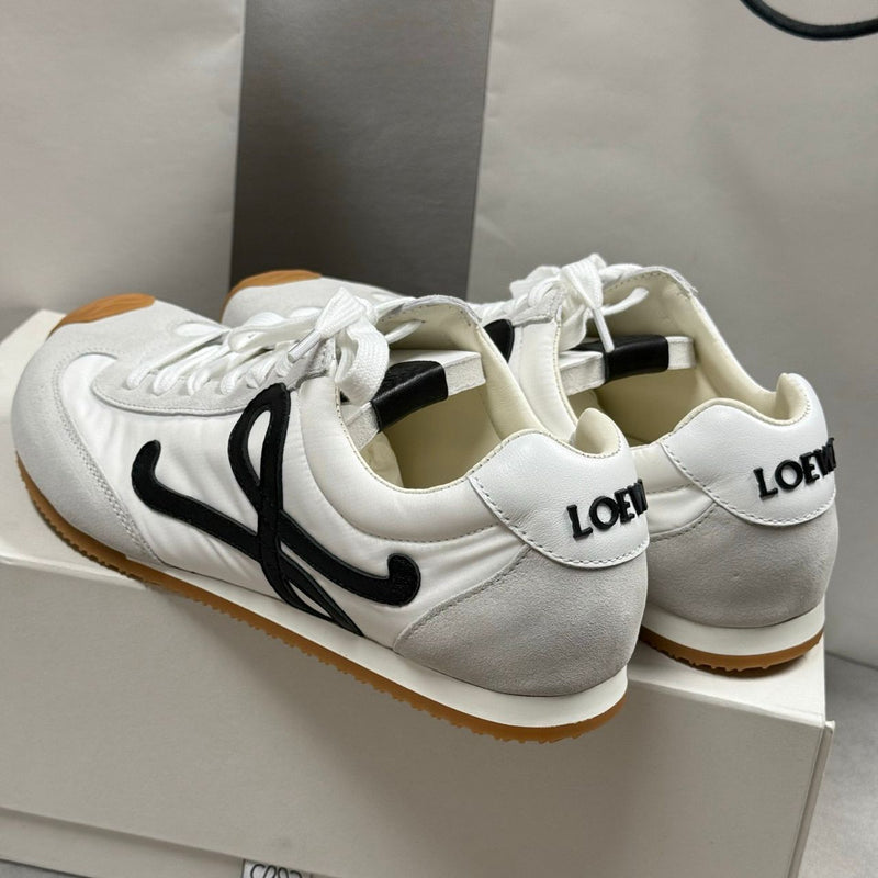 Loewe Ballet Runner 2.0 White/Black