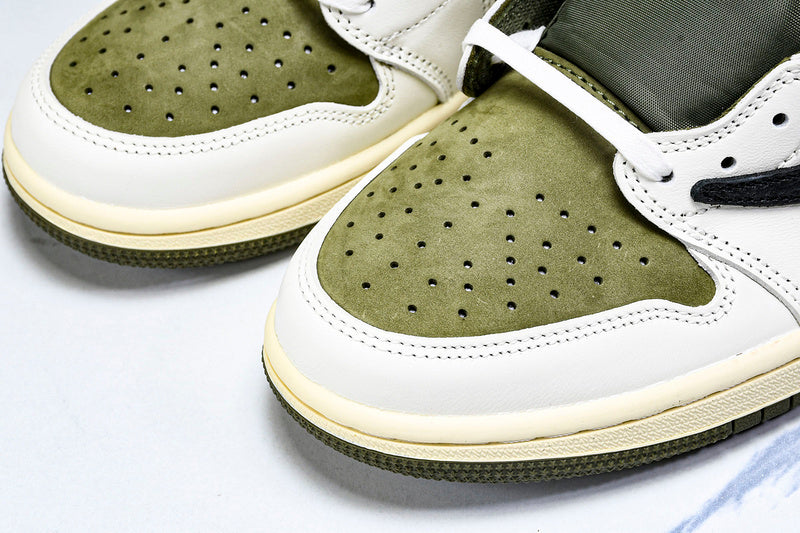 Jordan 1 Retro Low OG SP Travis Scott Medium Olive ( Pronta entrega )
