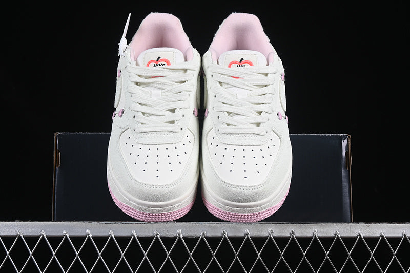 Nike Air Force 1 Low Valentine's Day