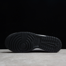 Dunk Low "Panda" Preto / Branco