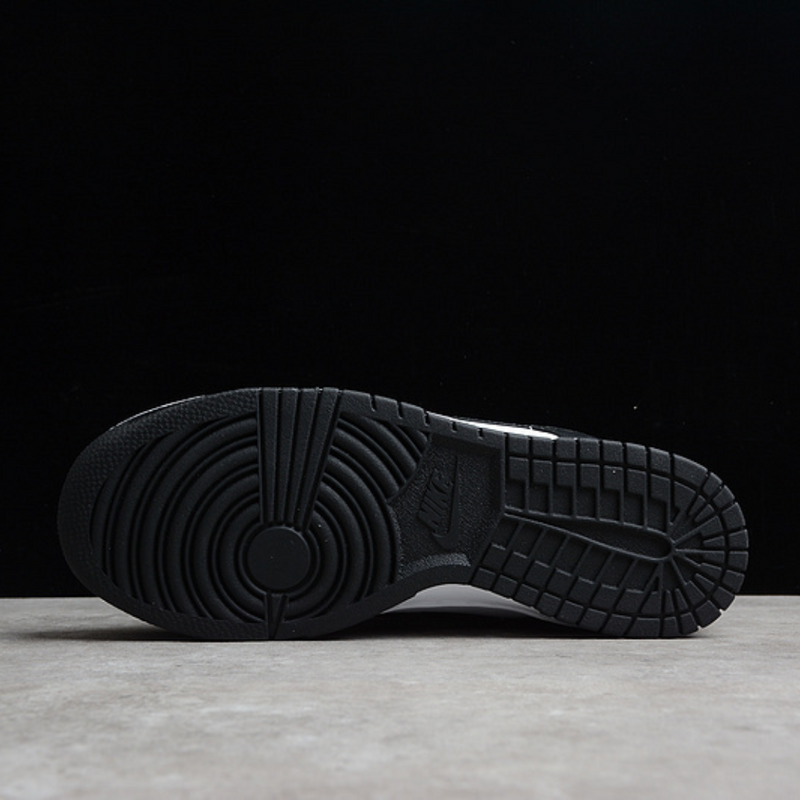 Dunk Low "Panda" Preto / Branco
